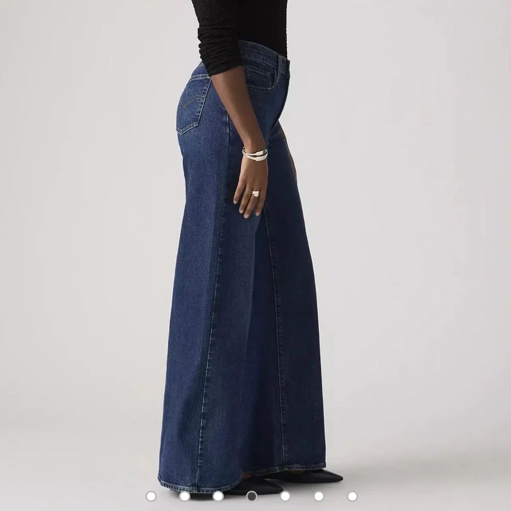 LEVI’S PREMIUM 728 HIGH RISE WIDE LEG WOMEN'S JEANS